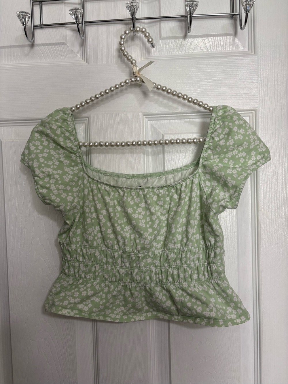 Me to We Light Green Floral Square-Neck Crop Top
